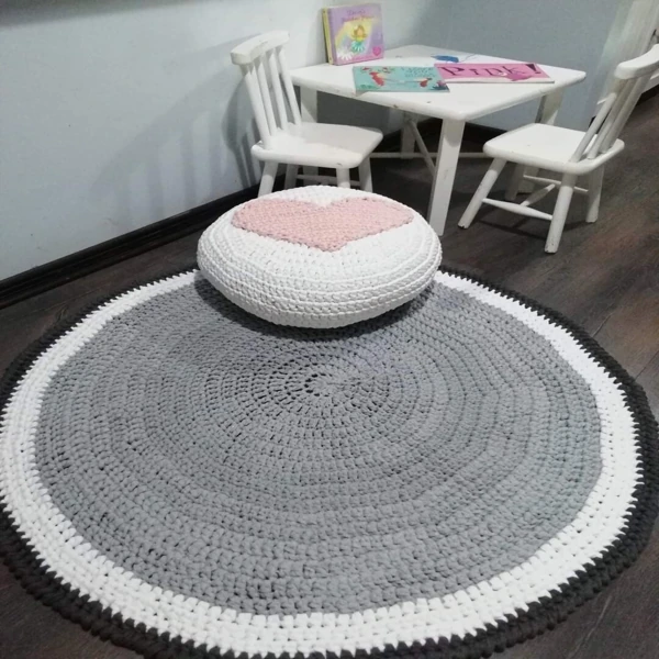 Round Rugs